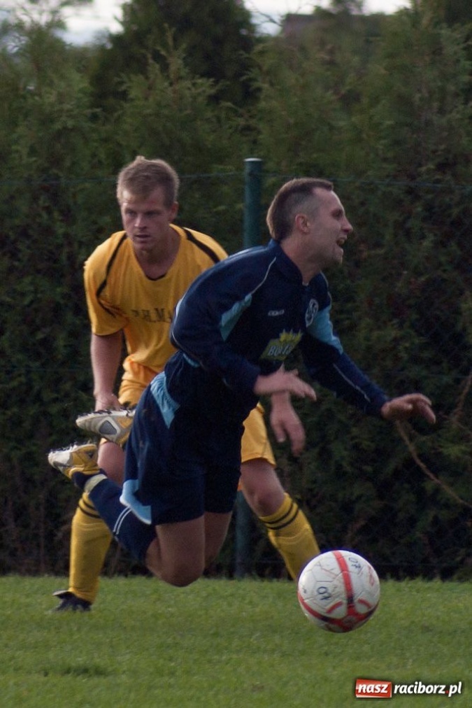 Zdjęcie w galerii na portalu naszraciborz.pl: Markowice zagrały bez życia wiadomości z regionu