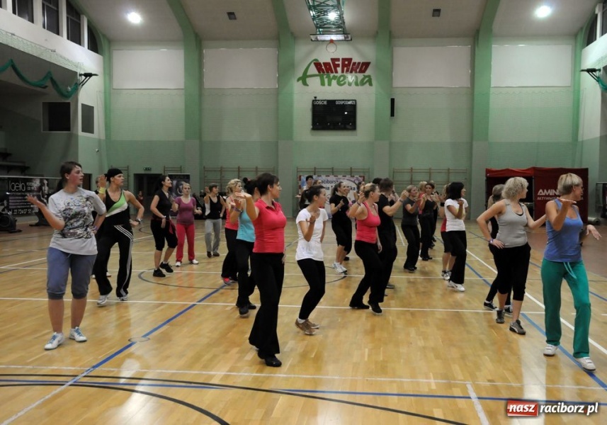 Zdjęcie w galerii na portalu naszraciborz.pl: Panie wylewały siódme poty wiadomości z regionu