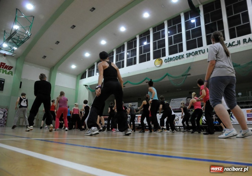 Zdjęcie w galerii na portalu naszraciborz.pl: Panie wylewały siódme poty wiadomości z regionu