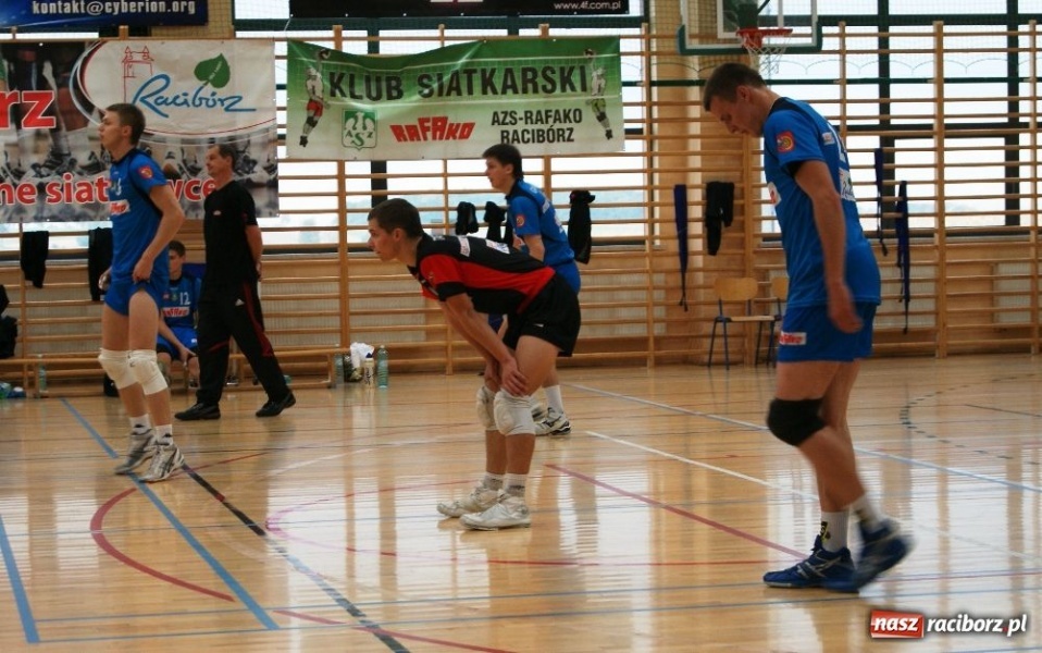 Zdjęcie w galerii na portalu naszraciborz.pl: Sporo nerwów i dwie kartki wiadomości z regionu