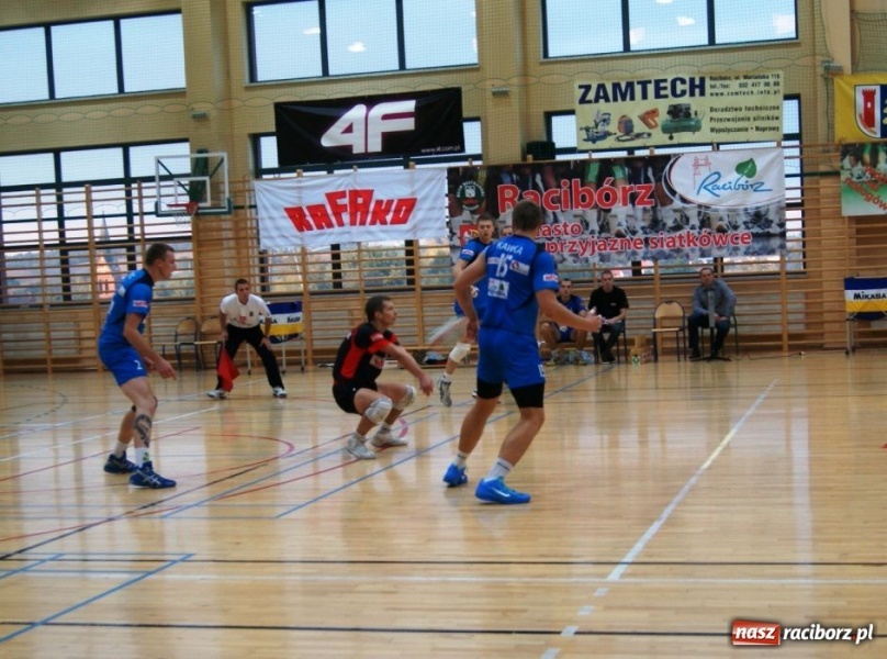 Zdjęcie w galerii na portalu naszraciborz.pl: Sporo nerwów i dwie kartki wiadomości z regionu