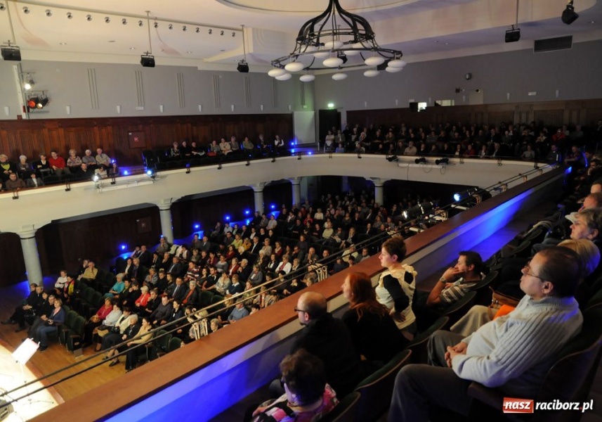 Zdjęcie w galerii na portalu naszraciborz.pl: Wyjątkowy koncert Ewy Urygi wiadomości z regionu