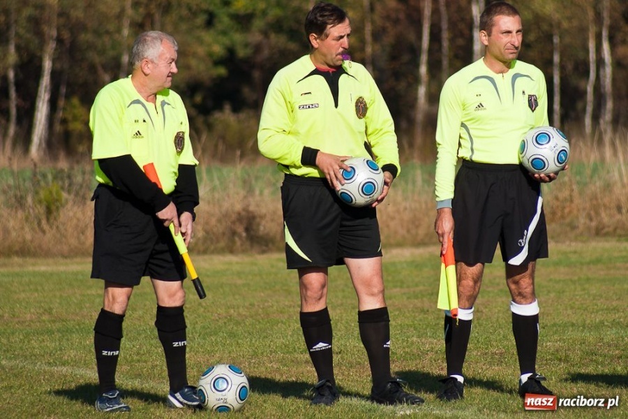 Zdjęcie w galerii na portalu naszraciborz.pl: Punkty dla Raszczyc w meczu na szczycie wiadomości z regionu