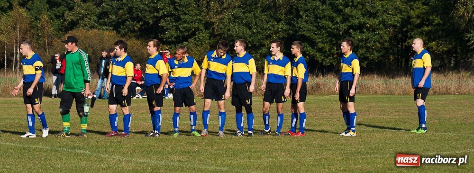 Zdjęcie w galerii na portalu naszraciborz.pl: Punkty dla Raszczyc w meczu na szczycie wiadomości z regionu