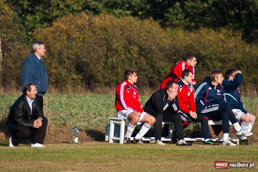 Zdjęcie w galerii na portalu naszraciborz.pl: Punkty dla Raszczyc w meczu na szczycie wiadomości z regionu