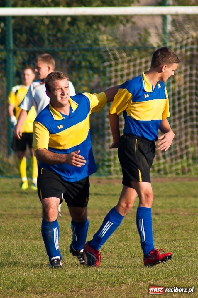 Zdjęcie w galerii na portalu naszraciborz.pl: Punkty dla Raszczyc w meczu na szczycie wiadomości z regionu
