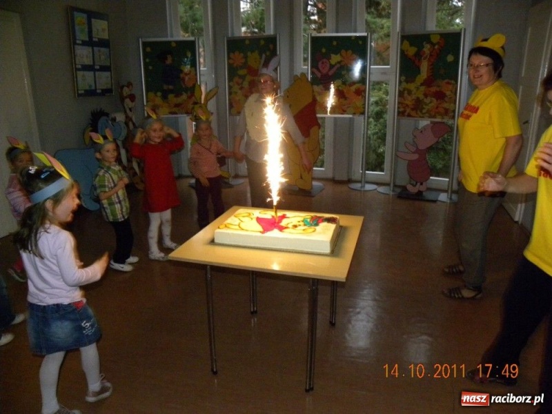 Zdjęcie w galerii na portalu naszraciborz.pl: 85 urodziny Kubusia Puchatka wiadomości z regionu