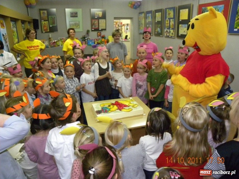Zdjęcie w galerii na portalu naszraciborz.pl: 85 urodziny Kubusia Puchatka wiadomości z regionu