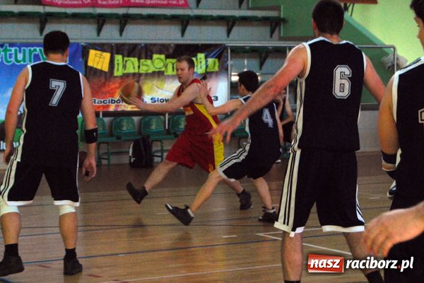 Zdjęcie w galerii na portalu naszraciborz.pl: Brooklyn Basket Liga ruszyła pełną parą wiadomości z regionu