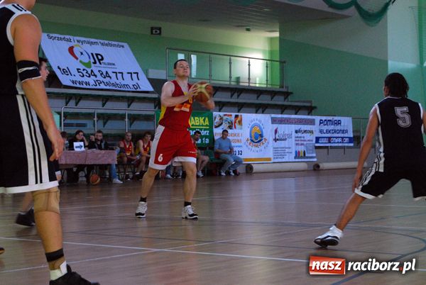 Zdjęcie w galerii na portalu naszraciborz.pl: Brooklyn Basket Liga ruszyła pełną parą wiadomości z regionu