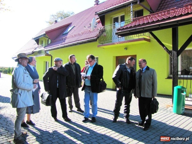 Zdjęcie w galerii na portalu naszraciborz.pl: Powroty do domów stają się możliwe wiadomości z regionu