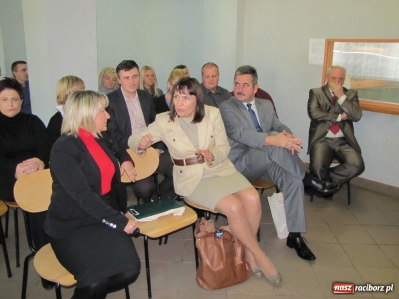 Zdjęcie w galerii na portalu naszraciborz.pl: Koniec szkoły to nie koniec nauki wiadomości z regionu