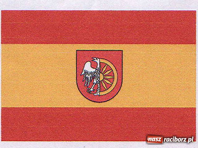 Zdjęcie w galerii na portalu naszraciborz.pl: Raciborska flaga mogłaby wędrować na szczyty wiadomości z regionu