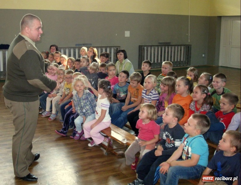 Zdjęcie w galerii na portalu naszraciborz.pl: ŚOSG: Kolejne spotkania z dziećmi wiadomości z regionu