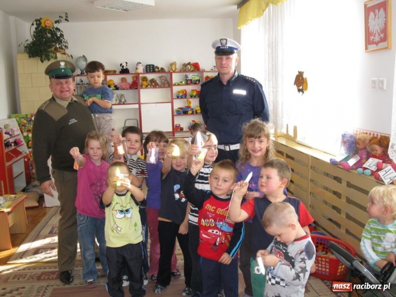 Zdjęcie w galerii na portalu naszraciborz.pl: ŚOSG: Kolejne spotkania z dziećmi wiadomości z regionu