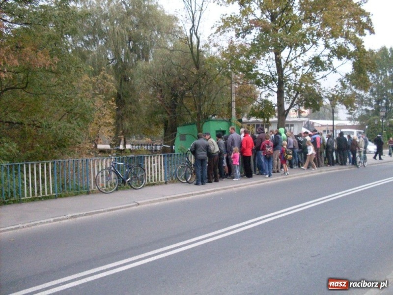 Zdjęcie w galerii na portalu naszraciborz.pl: W Kuźni w Rudce znaleziono zwłoki wiadomości z regionu