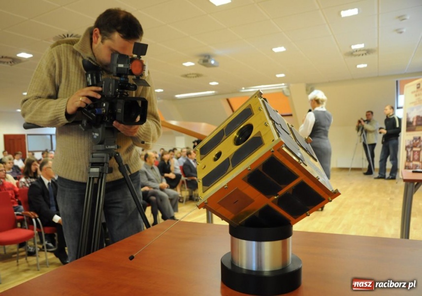 Zdjęcie w galerii na portalu naszraciborz.pl: Na zamku rozpoczęły się Dni Nauki wiadomości z regionu