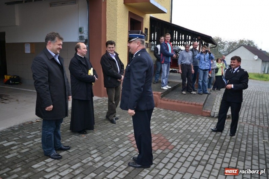 Zdjęcie w galerii na portalu naszraciborz.pl: Tworkowiki mają wypasionego merca wiadomości z regionu