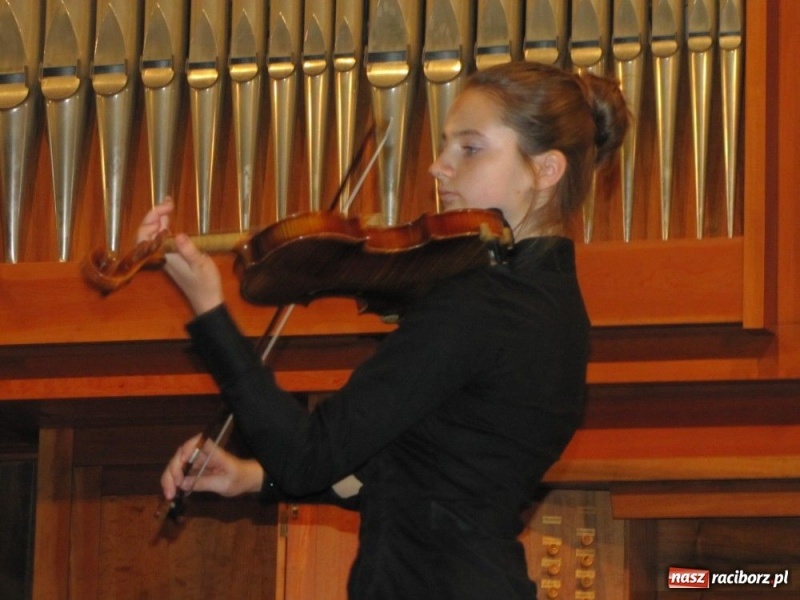 Zdjęcie w galerii na portalu naszraciborz.pl: Raciborska Szkoła Muzyczna ma 50 lat wiadomości z regionu