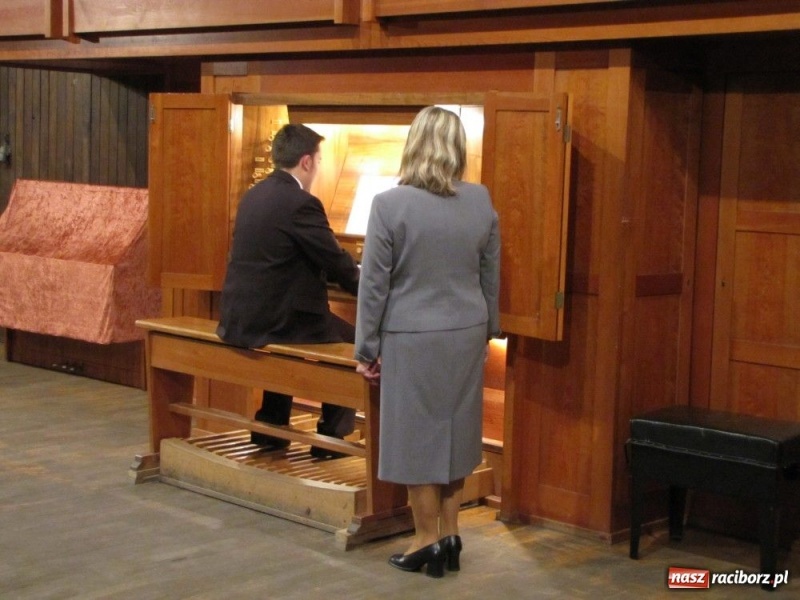 Zdjęcie w galerii na portalu naszraciborz.pl: Raciborska Szkoła Muzyczna ma 50 lat wiadomości z regionu