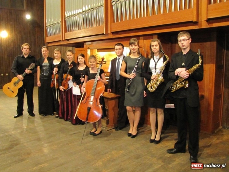 Zdjęcie w galerii na portalu naszraciborz.pl: Raciborska Szkoła Muzyczna ma 50 lat wiadomości z regionu