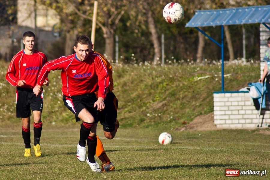 Zdjęcie w galerii na portalu naszraciborz.pl: Punkty pojechały do Niedobczyc wiadomości z regionu