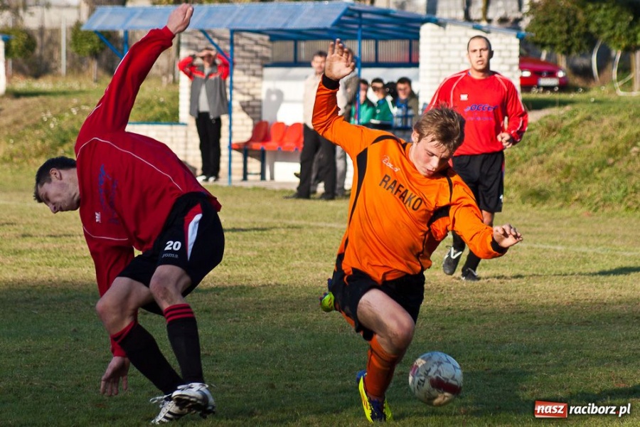 Zdjęcie w galerii na portalu naszraciborz.pl: Punkty pojechały do Niedobczyc wiadomości z regionu