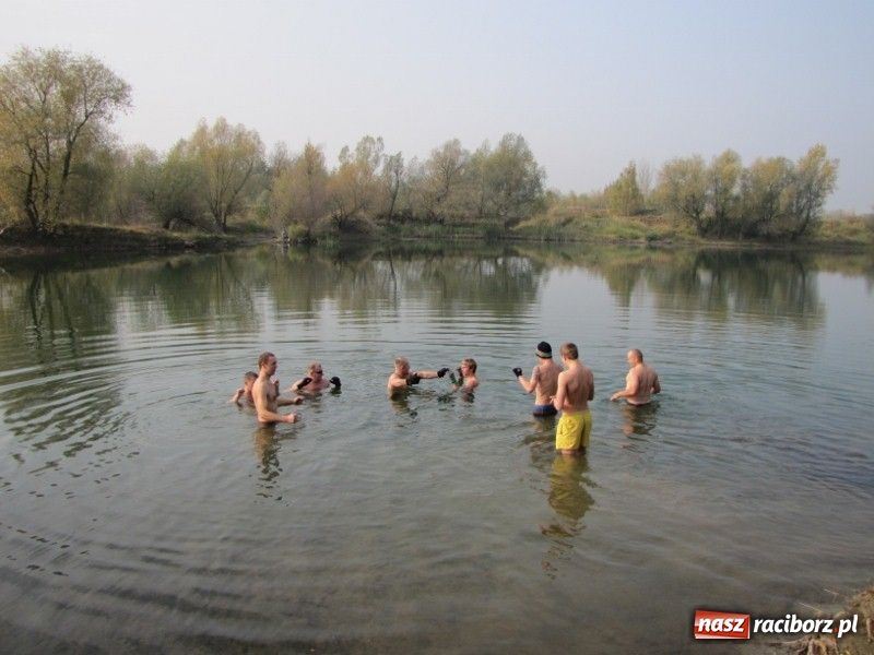 Zdjęcie w galerii na portalu naszraciborz.pl: Morsy zainaugurowały sezon zimowy wiadomości z regionu