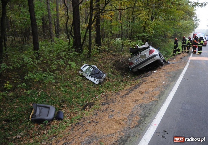 Zdjęcie w galerii na portalu naszraciborz.pl: Czołowe zderzenie TIR-a z citroenem wiadomości z regionu