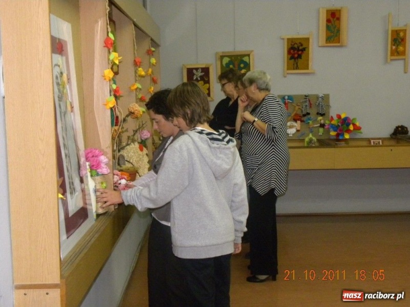 Zdjęcie w galerii na portalu naszraciborz.pl: Sztuka lekarstwem na chorobę wiadomości z regionu