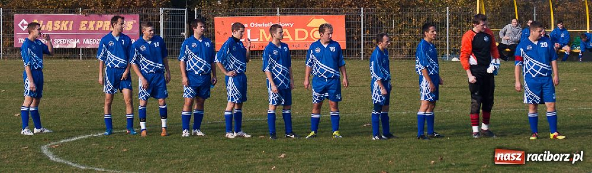 Zdjęcie w galerii na portalu naszraciborz.pl: Horror na boisku w Ocicach wiadomości z regionu