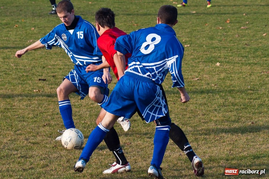 Zdjęcie w galerii na portalu naszraciborz.pl: Horror na boisku w Ocicach wiadomości z regionu