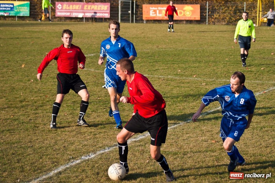 Zdjęcie w galerii na portalu naszraciborz.pl: Horror na boisku w Ocicach wiadomości z regionu
