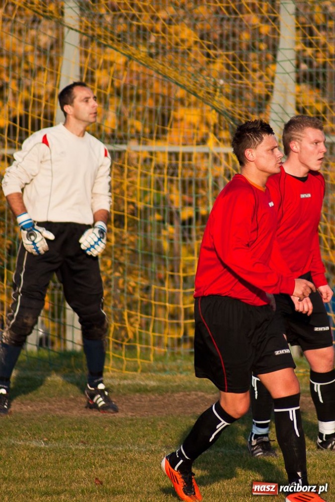 Zdjęcie w galerii na portalu naszraciborz.pl: Horror na boisku w Ocicach wiadomości z regionu