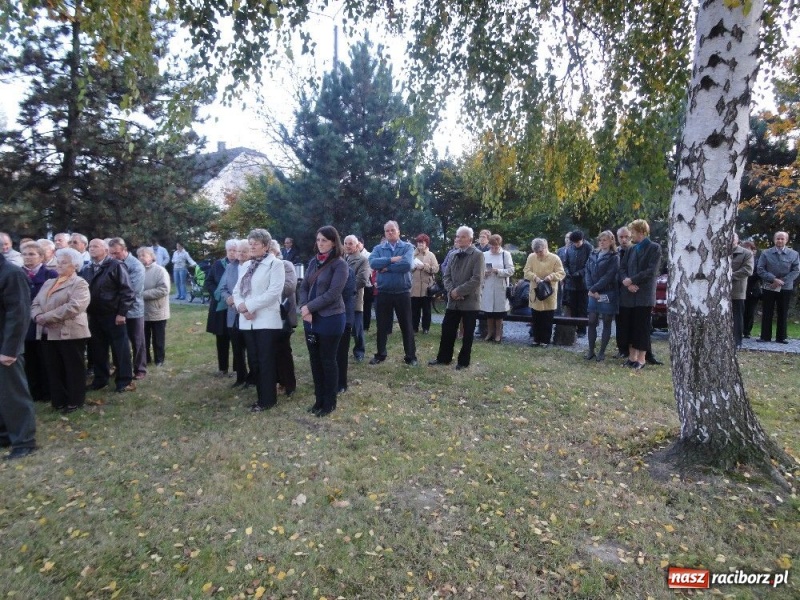 Zdjęcie w galerii na portalu naszraciborz.pl: Poświęcenie pomnika poległych wiadomości z regionu