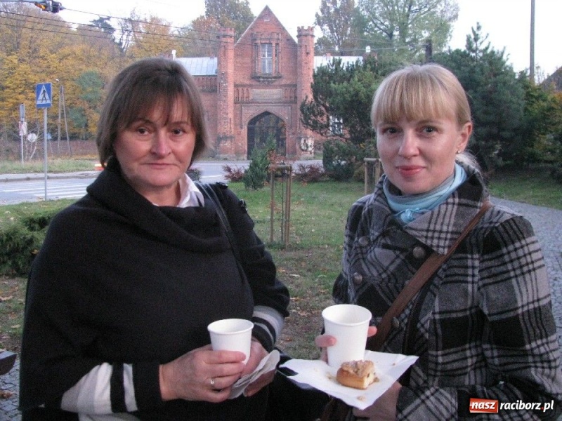 Zdjęcie w galerii na portalu naszraciborz.pl: Poświęcenie pomnika poległych wiadomości z regionu