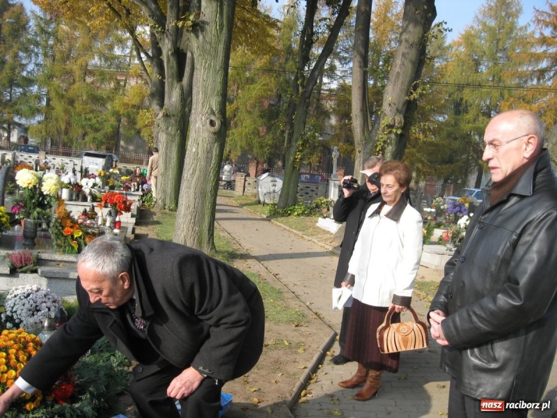 Zdjęcie w galerii na portalu naszraciborz.pl:  Pamięci księdza Strzybnego wiadomości z regionu