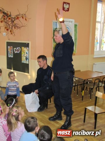 Zdjęcie w galerii na portalu naszraciborz.pl: Strażnicy mówią o bezpieczeństwie wiadomości z regionu