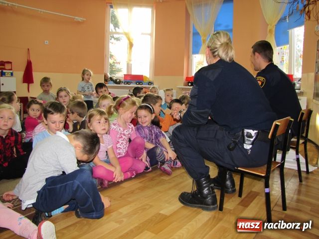 Zdjęcie w galerii na portalu naszraciborz.pl: Strażnicy mówią o bezpieczeństwie wiadomości z regionu