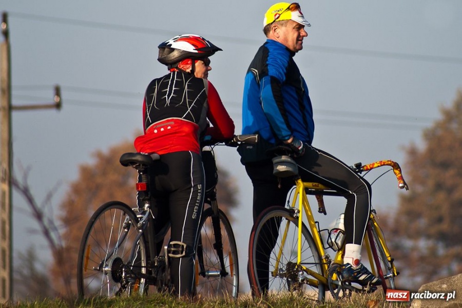 Zdjęcie w galerii na portalu naszraciborz.pl: Samborowice za słabe na rezerwy Dębu wiadomości z regionu