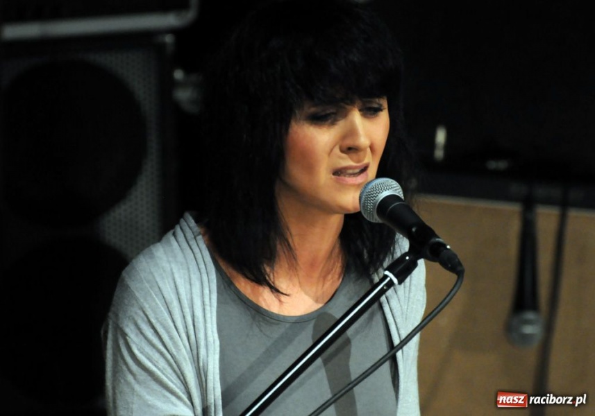 Zdjęcie w galerii na portalu naszraciborz.pl: Zagrali Myslovitz dla Łukasza wiadomości z regionu