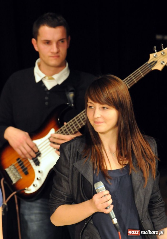 Zdjęcie w galerii na portalu naszraciborz.pl: Zagrali Myslovitz dla Łukasza wiadomości z regionu