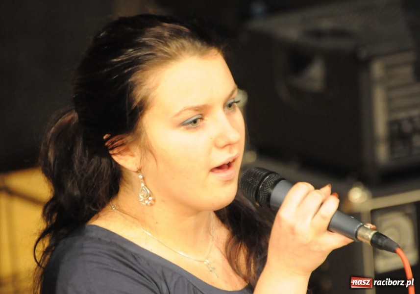 Zdjęcie w galerii na portalu naszraciborz.pl: Zagrali Myslovitz dla Łukasza wiadomości z regionu