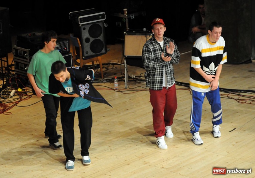 Zdjęcie w galerii na portalu naszraciborz.pl: Zagrali Myslovitz dla Łukasza wiadomości z regionu