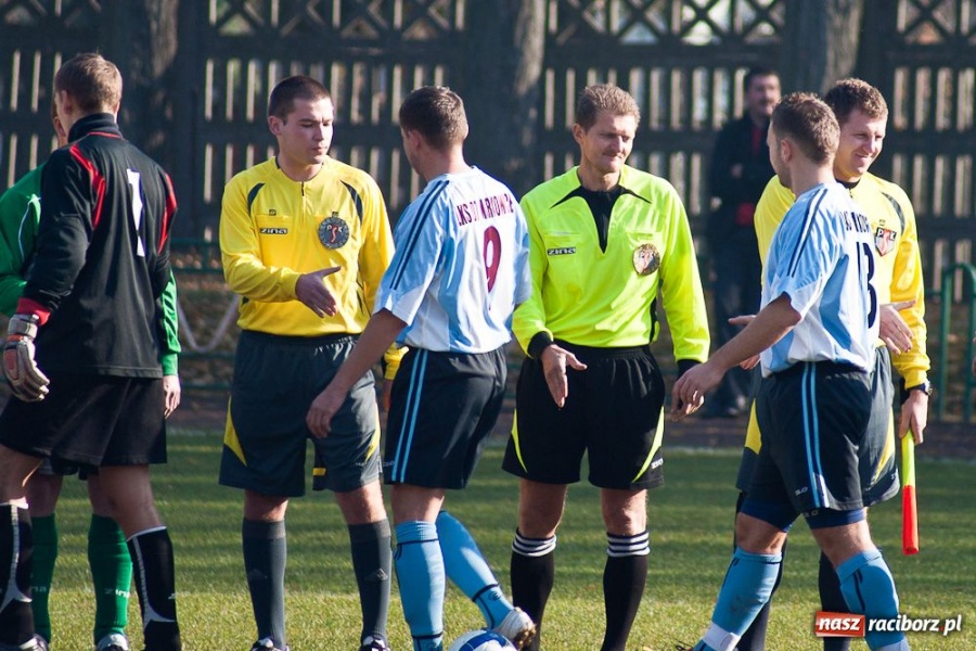 Zdjęcie w galerii na portalu naszraciborz.pl: Remis w derbach Raciborza wiadomości z regionu