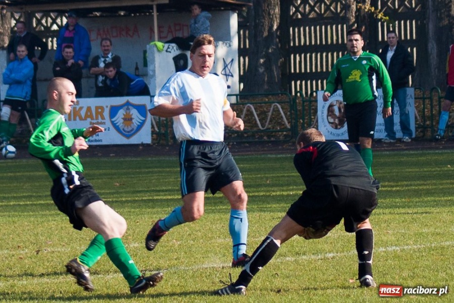 Zdjęcie w galerii na portalu naszraciborz.pl: Remis w derbach Raciborza wiadomości z regionu