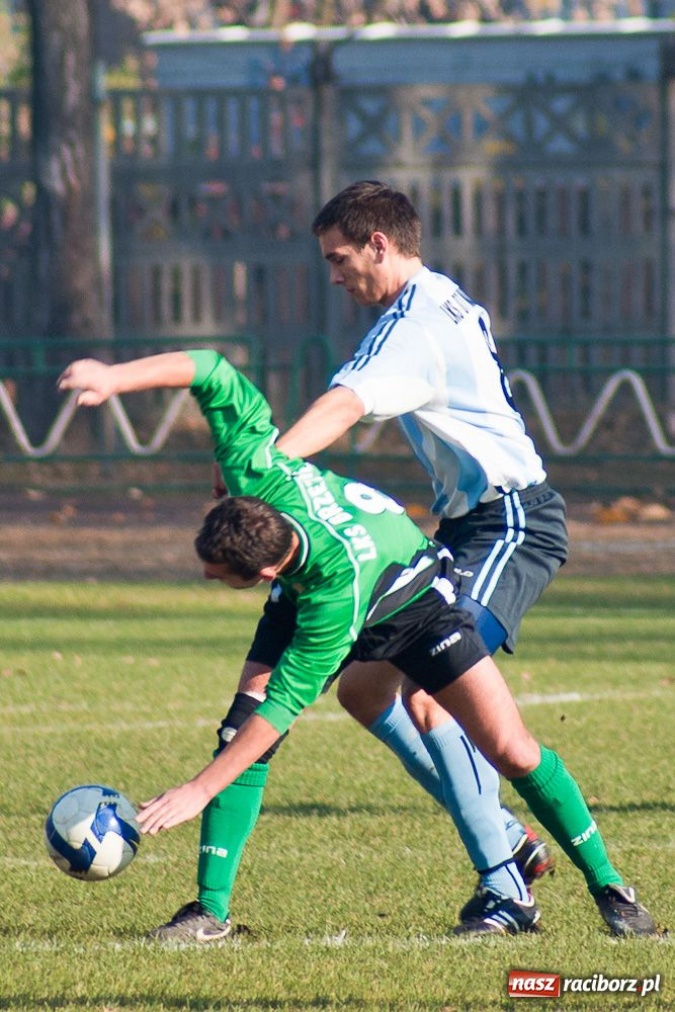 Zdjęcie w galerii na portalu naszraciborz.pl: Remis w derbach Raciborza wiadomości z regionu