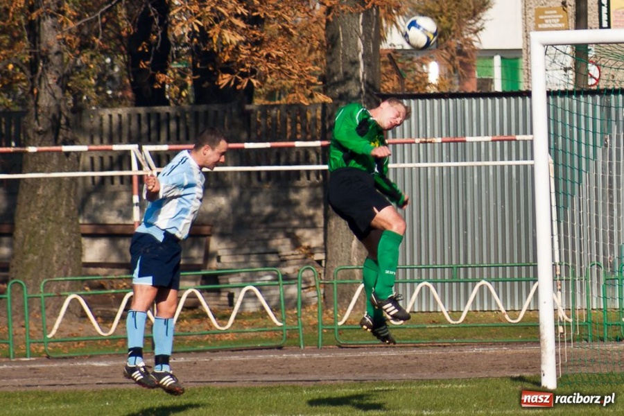 Zdjęcie w galerii na portalu naszraciborz.pl: Remis w derbach Raciborza wiadomości z regionu