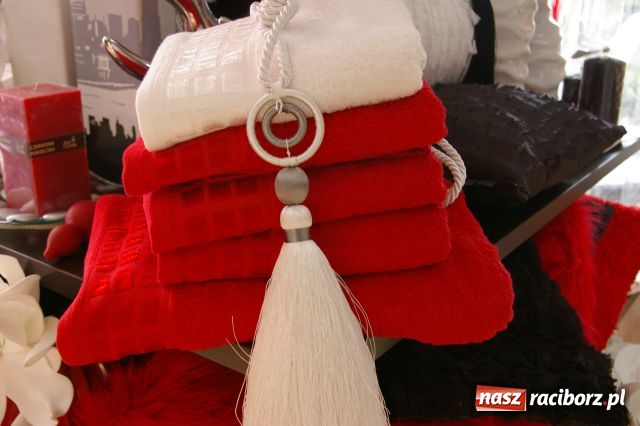 Zdjęcie w galerii na portalu naszraciborz.pl: Aby wnętrze nabrało stylu wiadomości z regionu