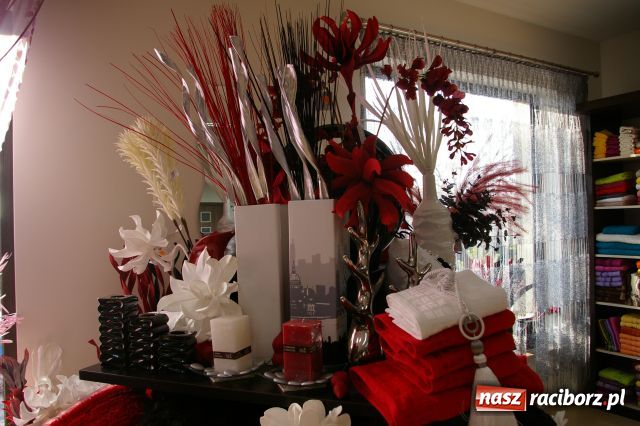 Zdjęcie w galerii na portalu naszraciborz.pl: Aby wnętrze nabrało stylu wiadomości z regionu